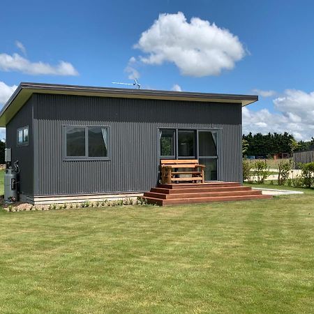 Oxford - Under The Mountains 1-Bedroom Guesthouse Burnt Hill Esterno foto