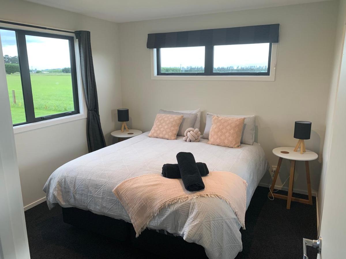 Oxford - Under The Mountains 1-Bedroom Guesthouse Burnt Hill Esterno foto